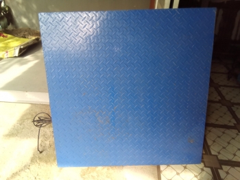 thanh lý cân sàn cũ 1m x 1m